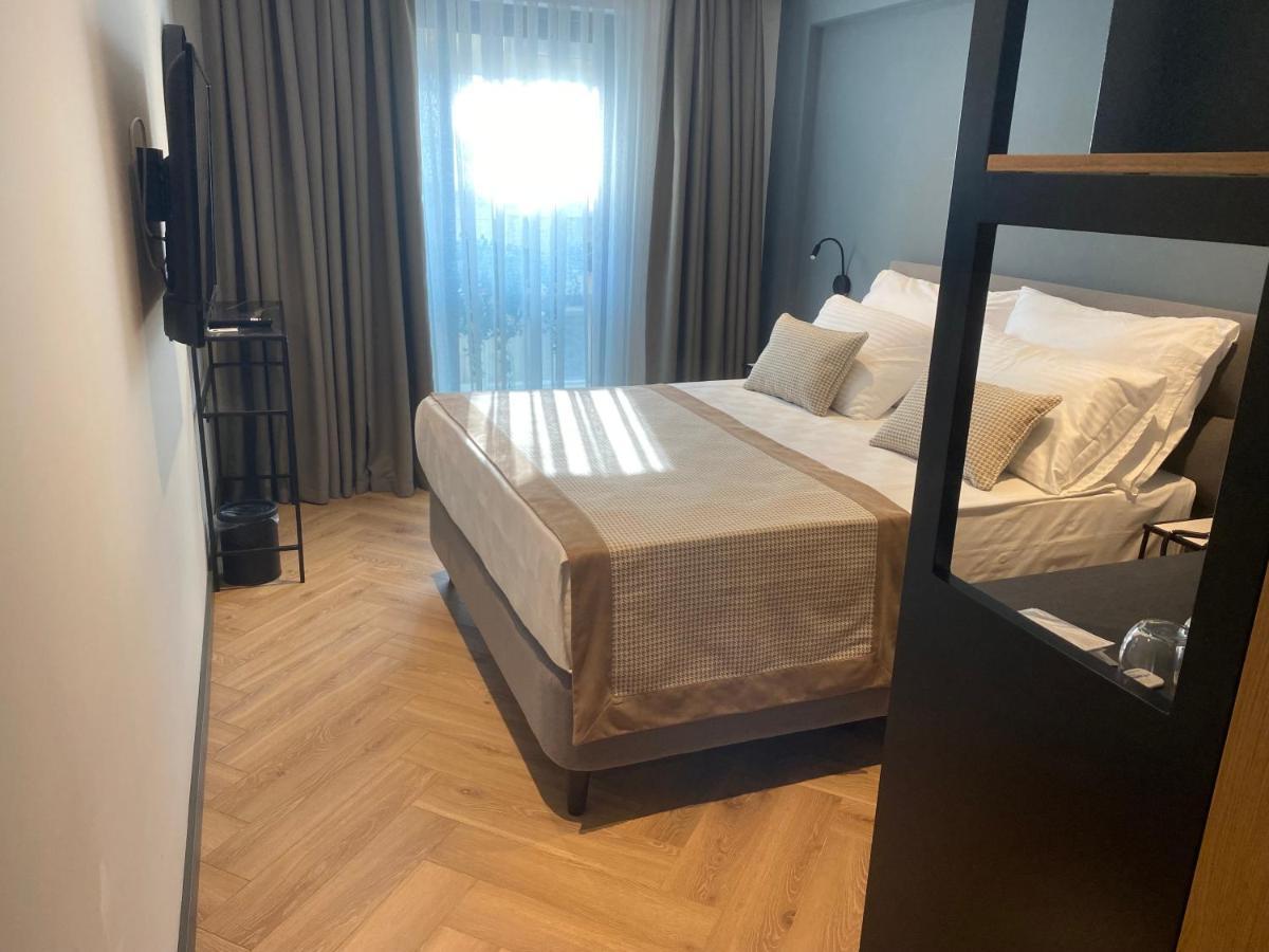 In The Middle Hotel 안탈리아 외부 사진
