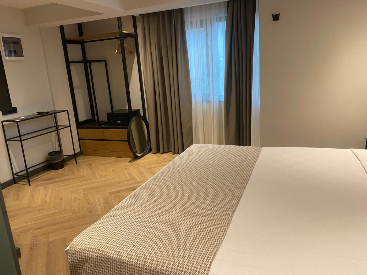 In The Middle Hotel 안탈리아 외부 사진
